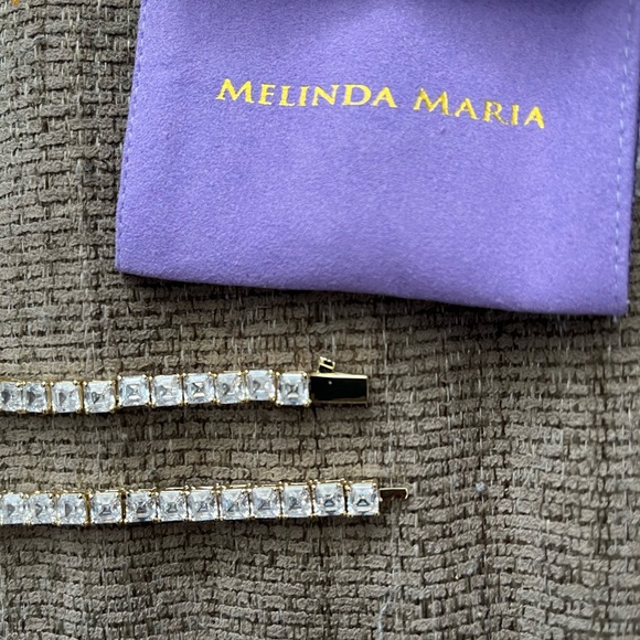 NWT ✅ Melinda Maria queens necklace Gold and White - Picture 6 of 7